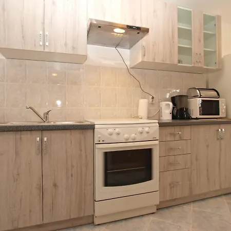 Silvio 1594 Apartament